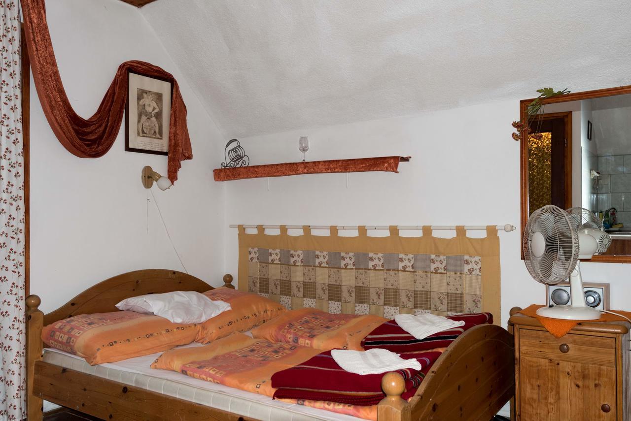 Pataky Borporta Bed & Breakfast Tarcal Exterior photo